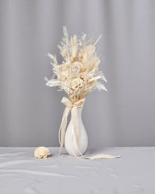 Bouquet in a vase "Snow-white luxury" 100629 фото