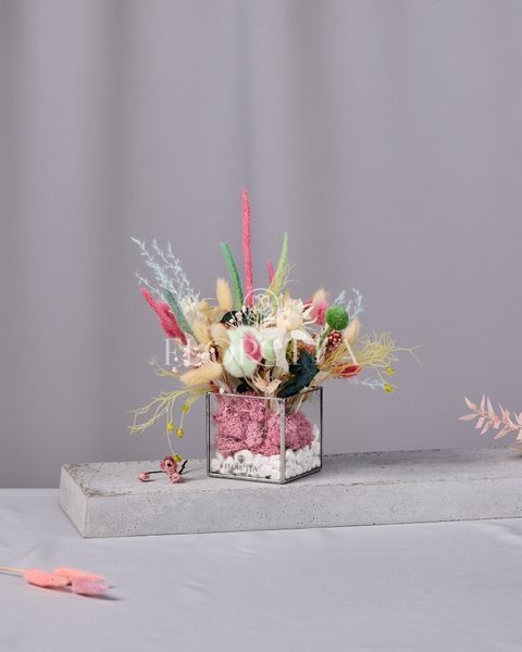 Glass vase (cube) "Нeart of the princess" 100500 фото