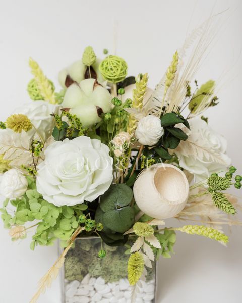 Glass vase (cube) "Mint tenderness" 101063 фото